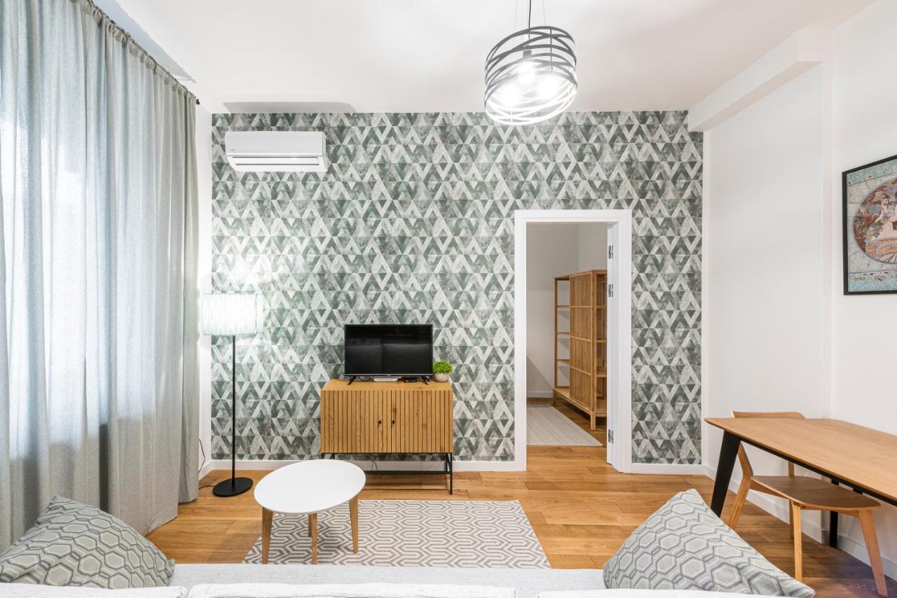 Vertigo One Bedroom Apartment - Free Private Parking-Fast Wi-Fi Νόβι Σαντ Εξωτερικό φωτογραφία