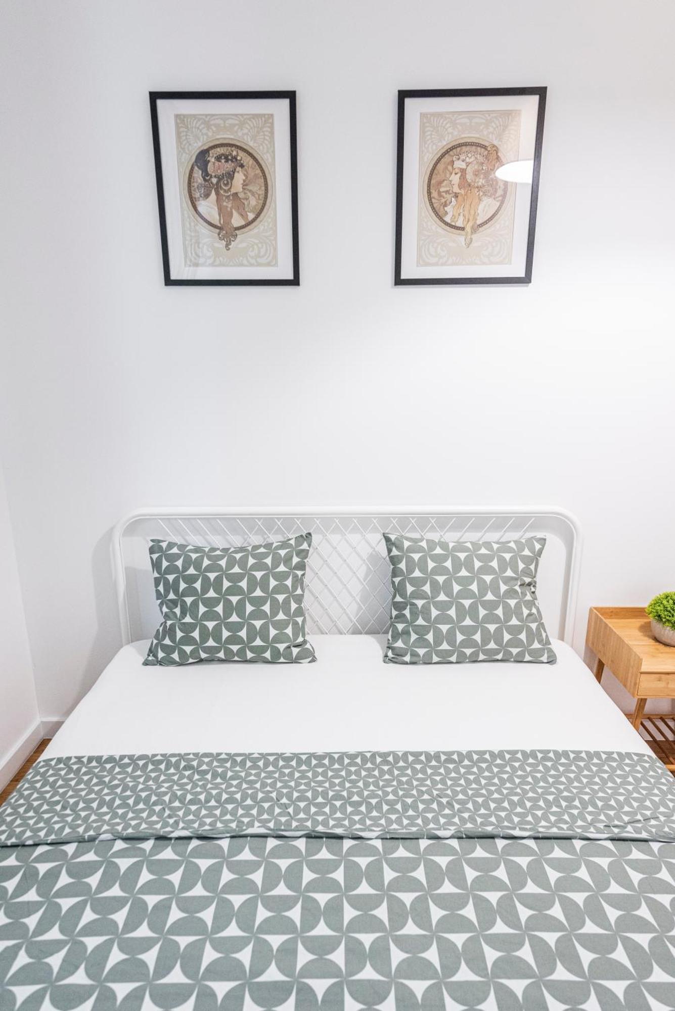 Vertigo One Bedroom Apartment - Free Private Parking-Fast Wi-Fi Νόβι Σαντ Εξωτερικό φωτογραφία