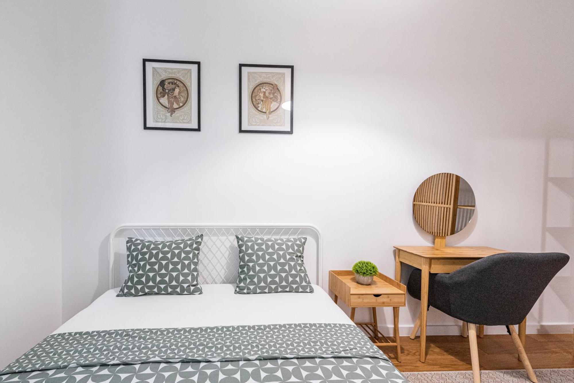 Vertigo One Bedroom Apartment - Free Private Parking-Fast Wi-Fi Νόβι Σαντ Εξωτερικό φωτογραφία