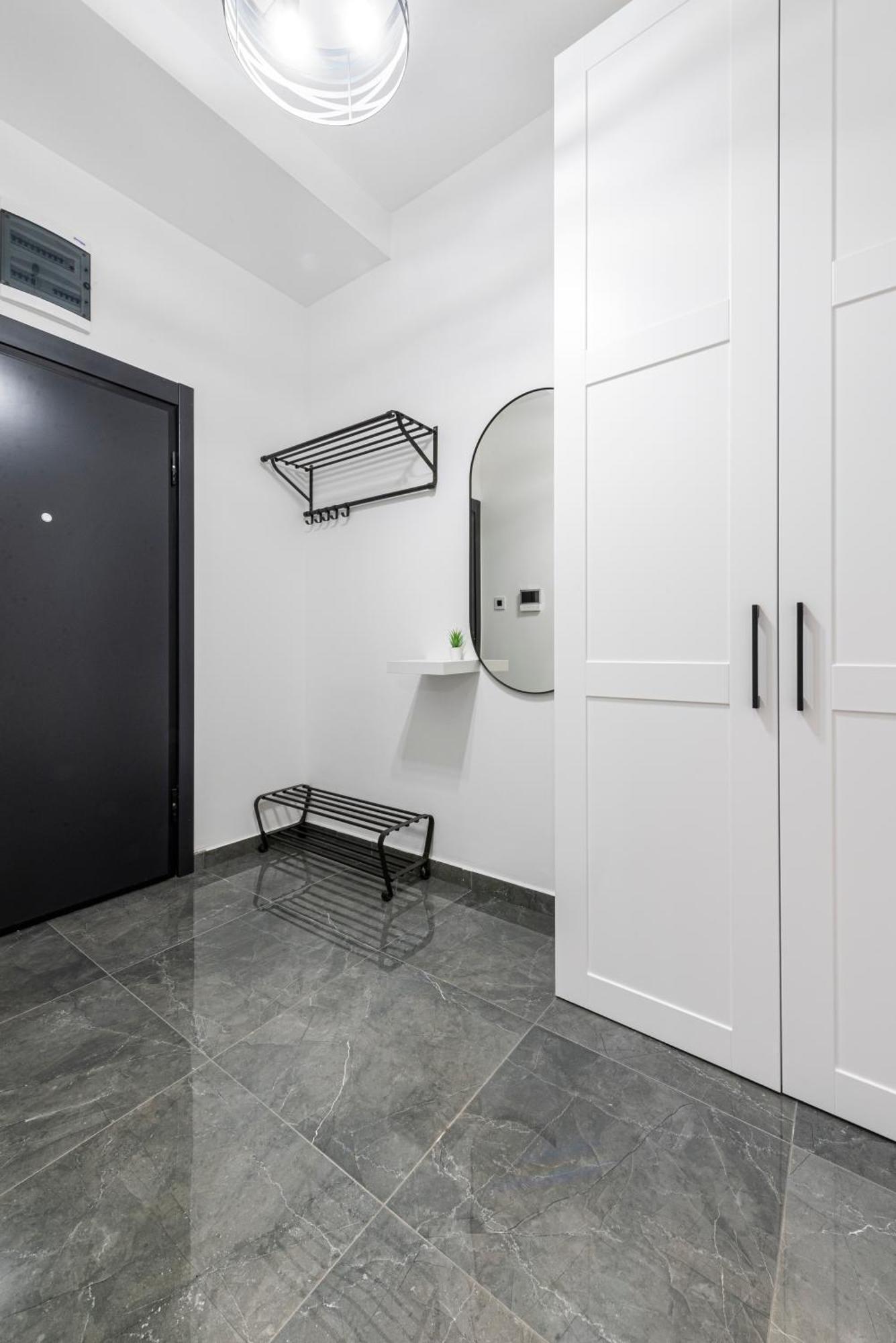 Vertigo One Bedroom Apartment - Free Private Parking-Fast Wi-Fi Νόβι Σαντ Εξωτερικό φωτογραφία